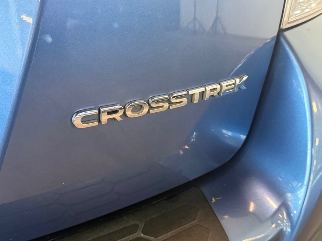 Used 2019 Blue Subaru 2.0i Limited image 24