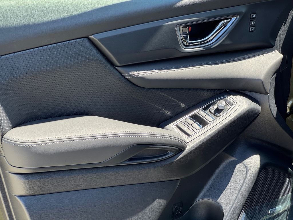 New 2026 AUTUMN GREEN METALLIC Subaru Limited 7-Passenger image 15