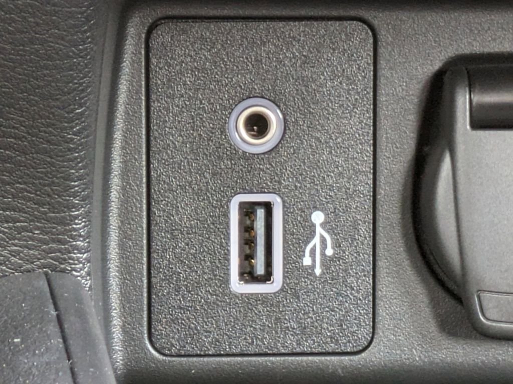 2025 Nissan Versa Sedan S - Photo 17