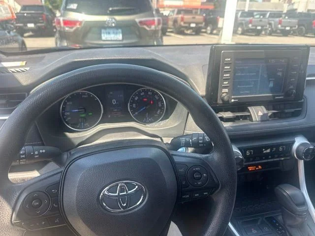 Used 2020 Gray Toyota XLE image 4
