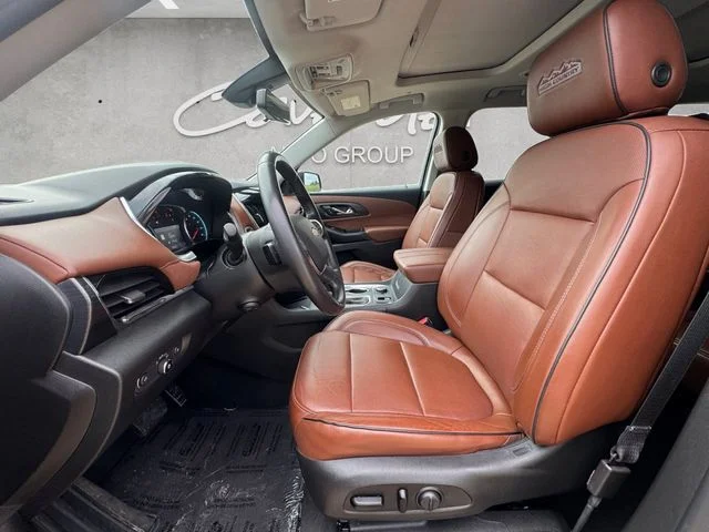 Used 2020 Black Chevrolet High Country image 19
