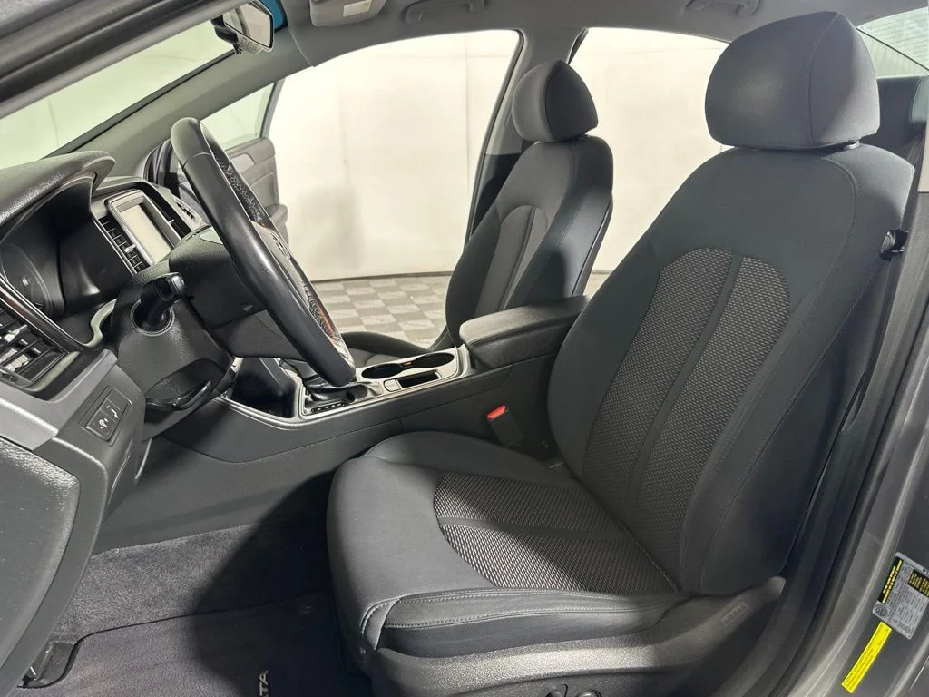 Used 2019 Machine Gray Hyundai SEL image 10
