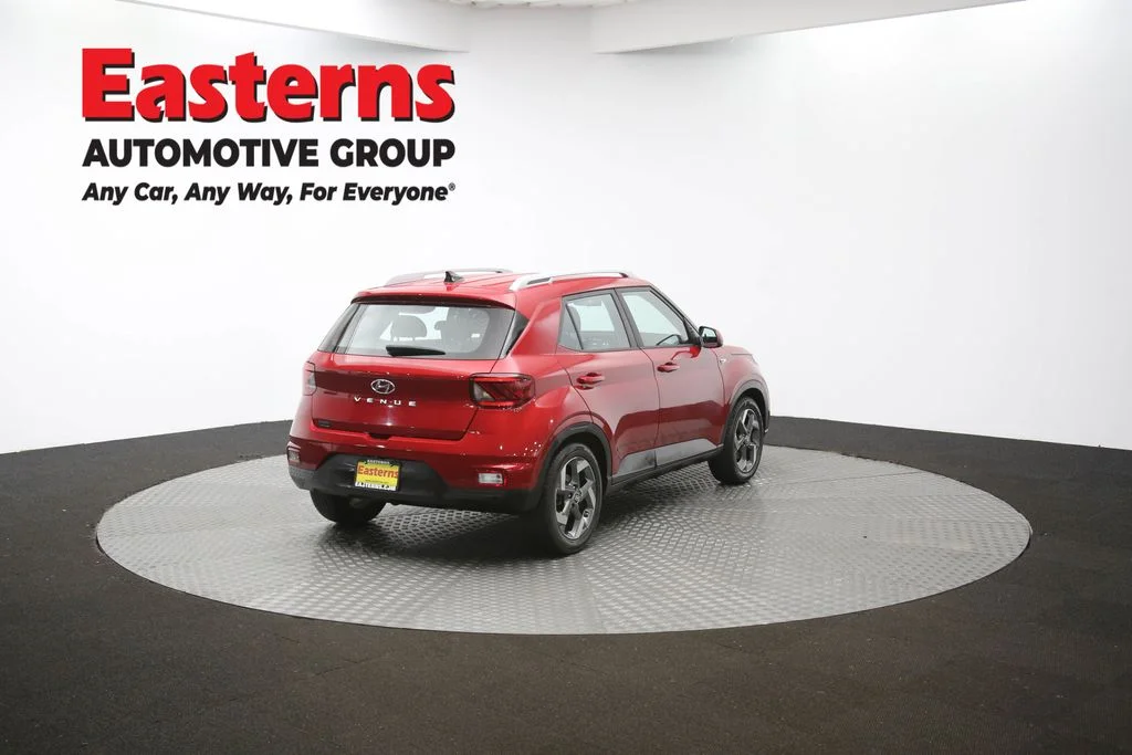 Used 2022 Red Hyundai SEL image 39