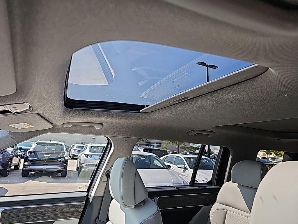 2026 Hyundai Santa Fe Limited - Photo 28