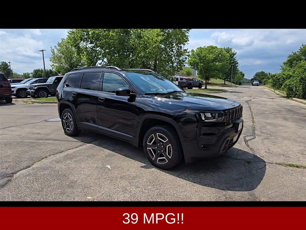New 2026 Diamond Black Crystal Pearlcoat Jeep Laredo image 9