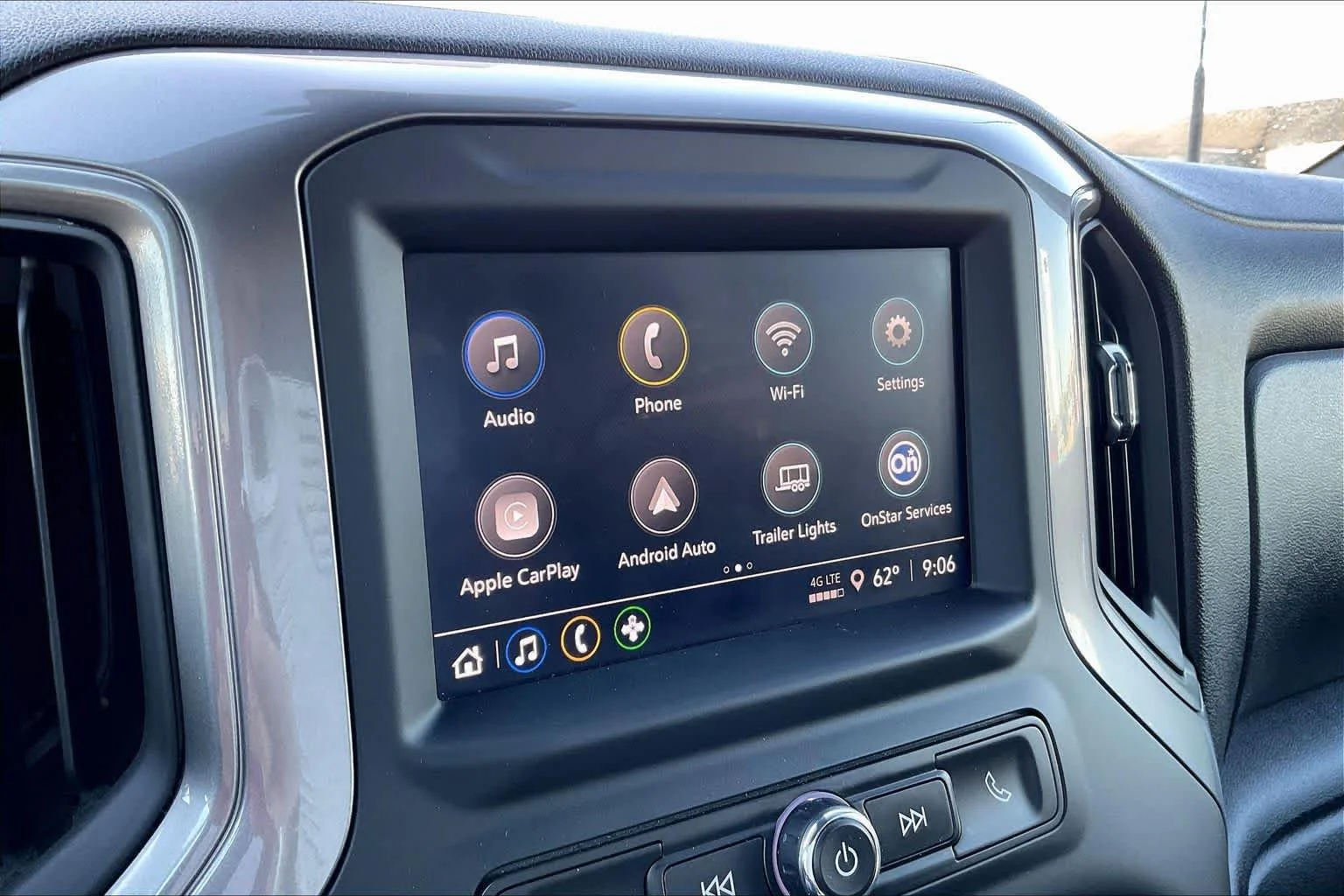 Used 2025 Summit White Chevrolet Custom image 28