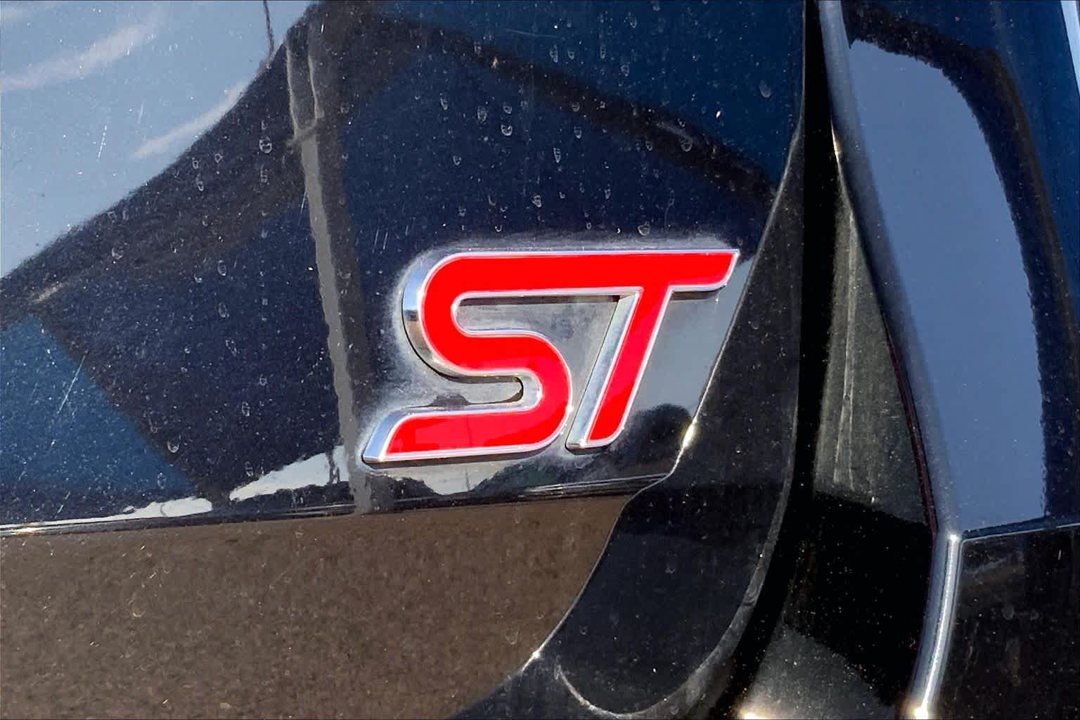 Used 2020 Agate Black Metallic Ford ST image 10