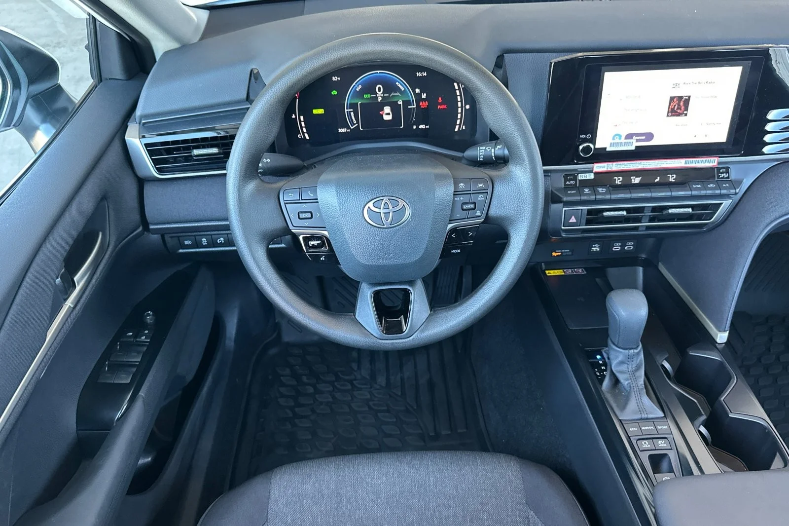 Used 2026 Ice Cap Toyota LE image 13