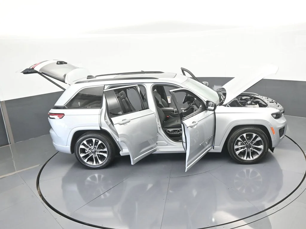 2024 Jeep Grand Cherokee Overland - Photo 77