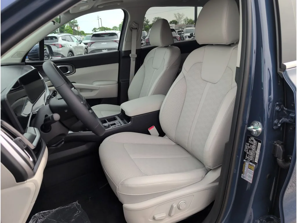 New 2026 Midnight Lake Blue Kia S image 10