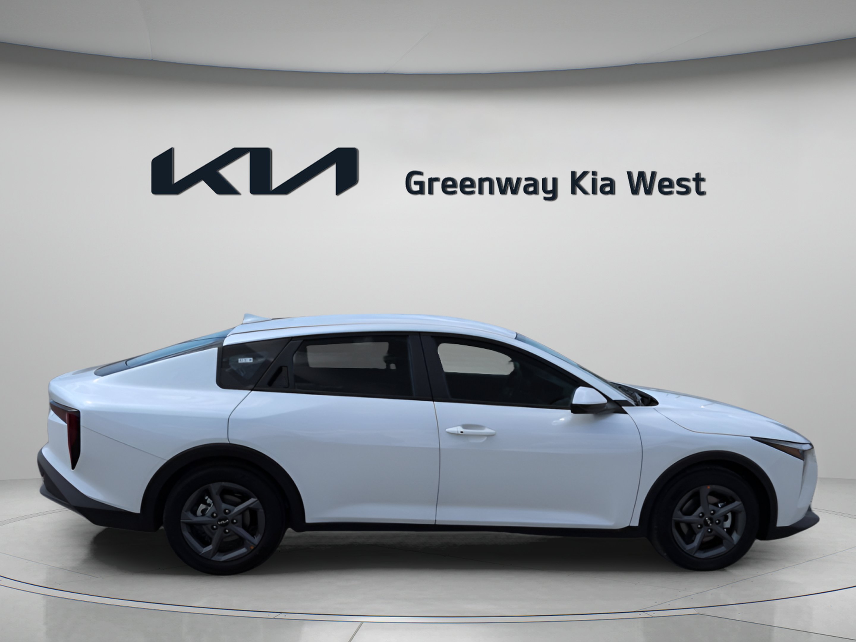 New 2026 Snow White Pearl Kia LXS image 9