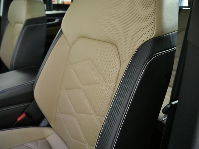 Certified Used 2024  Volkswagen 2.0T SE w/Technology image 17