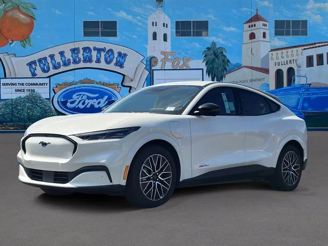 New 2026 Star White Metallic Tri-coat Ford Premium image 3