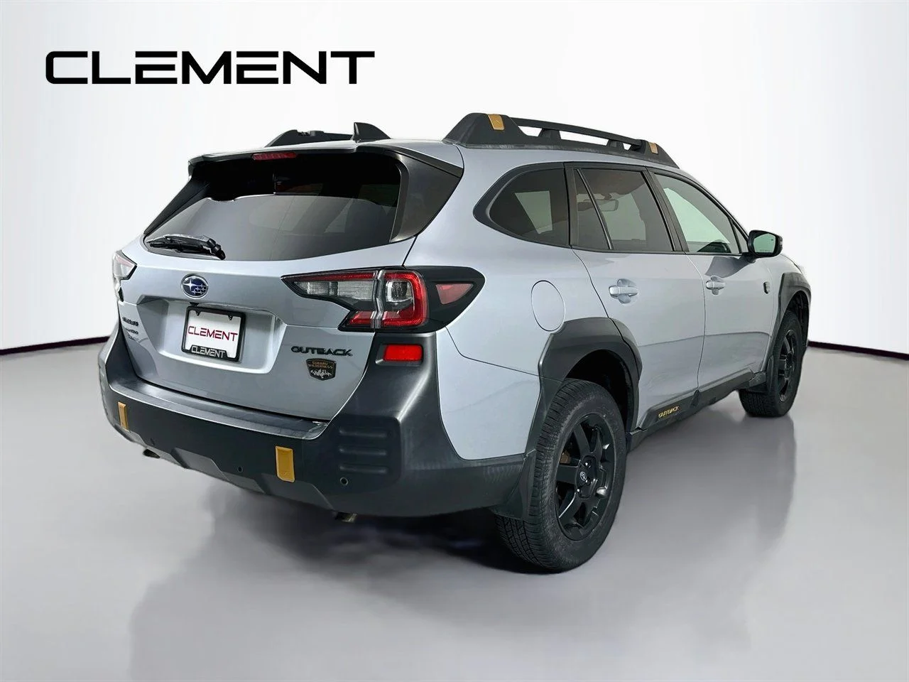 Certified Used 2022 Ice Silver Metallic Subaru Wilderness image 7