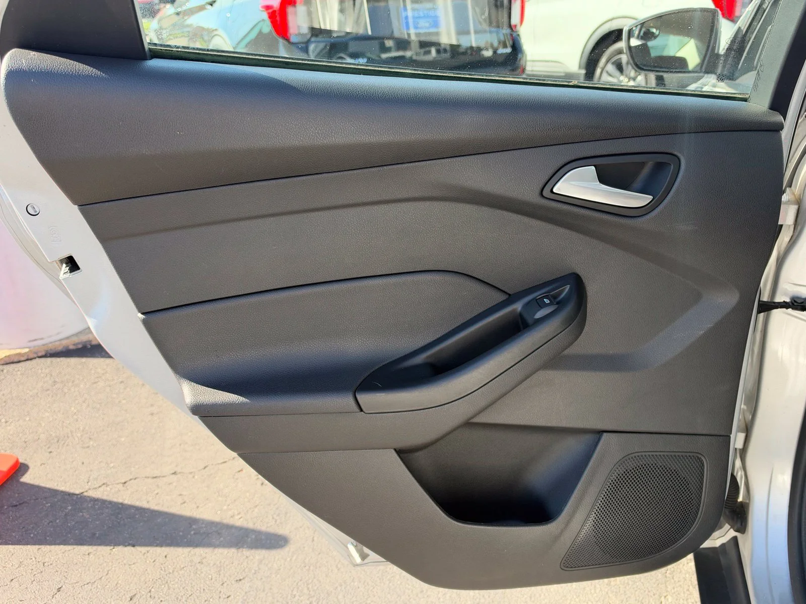 Used 2018 Silver Ford SE image 21