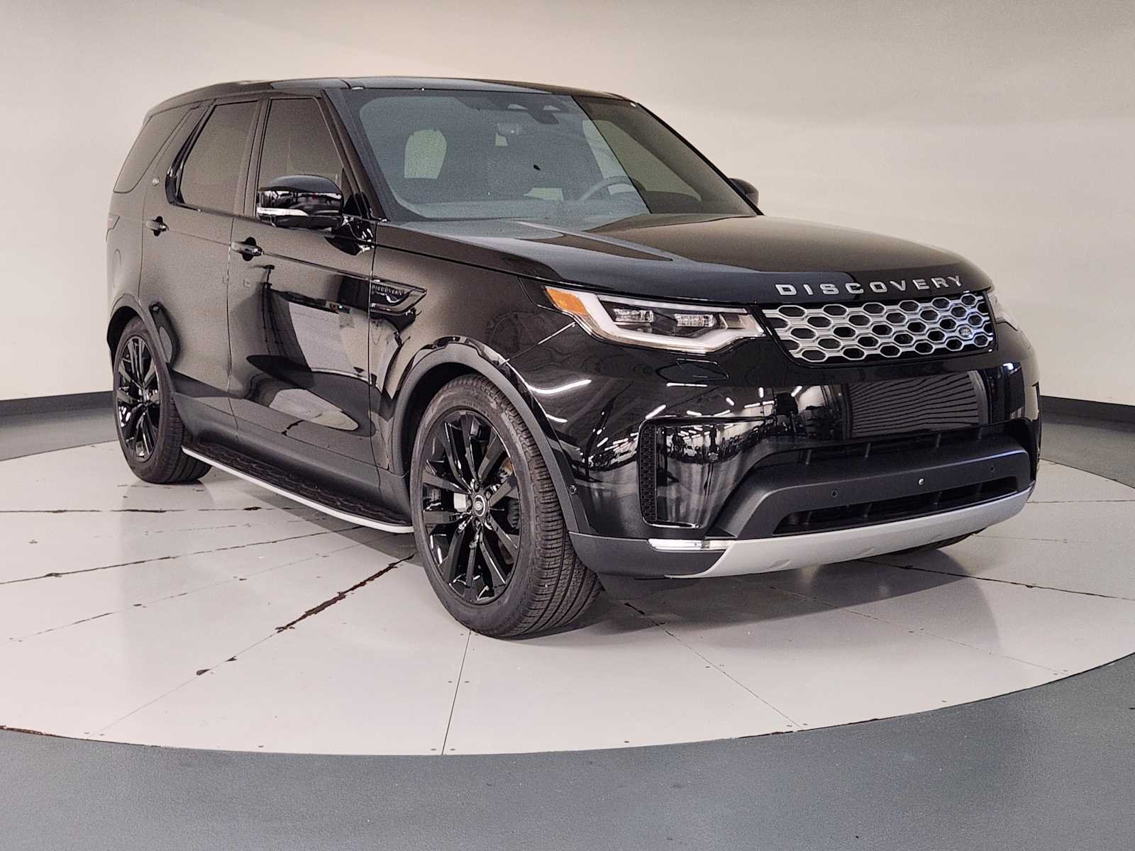 Certified Used 2026 Santorini Black Metallic Land Rover S image 7