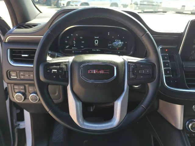 Used 2024 White GMC SLT image 11