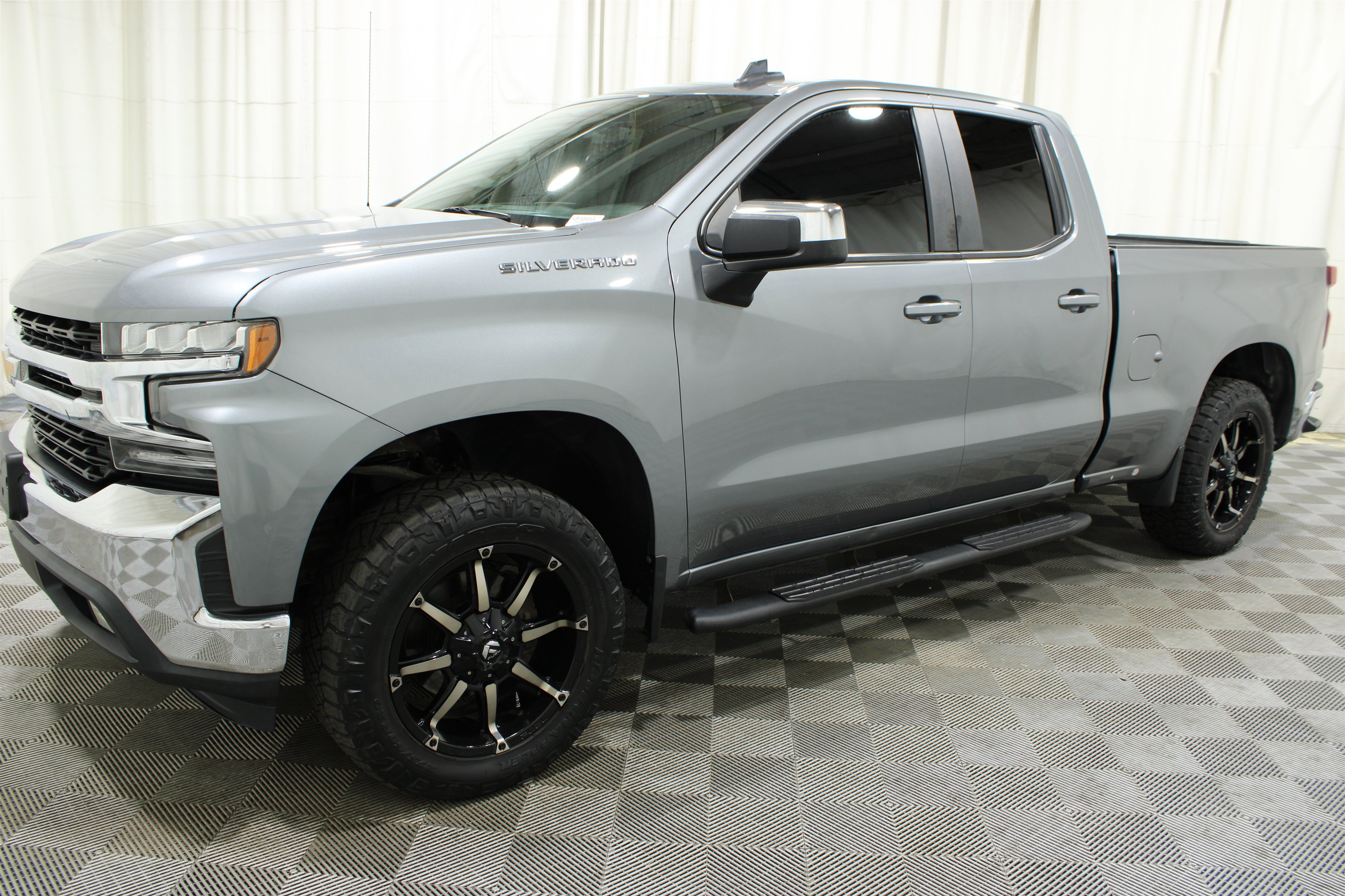 Used 2020 Satin Steel Metallic Chevrolet LT image 30