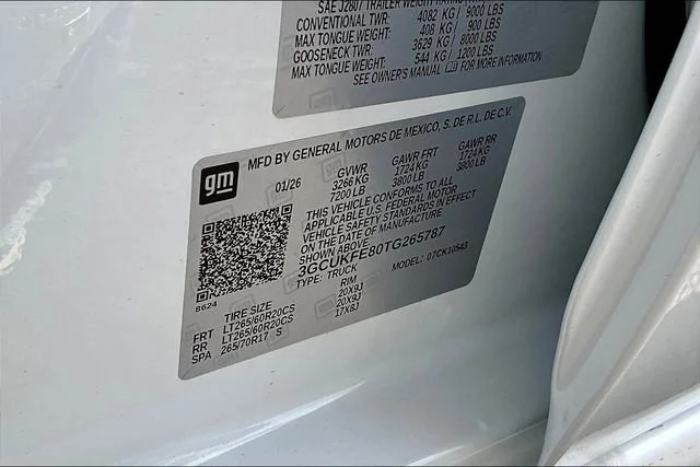 New 2026 Summit White Chevrolet LT Trail Boss image 8