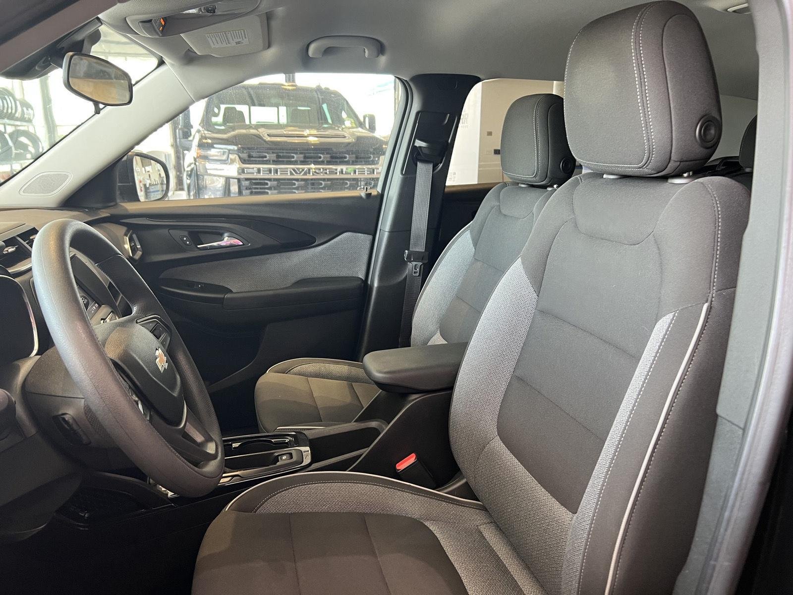 Used 2023 Mosaic Black Metallic Chevrolet LT image 12