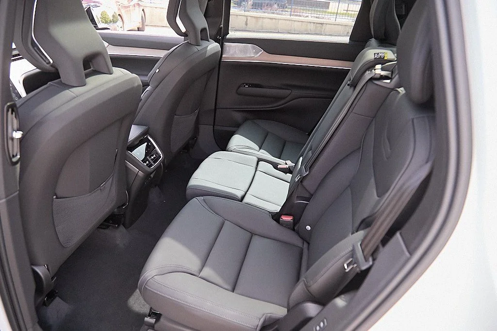 2025 Volvo EX90 Ultra - Photo 20
