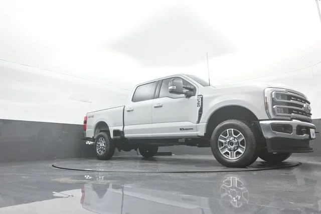 New 2026 Avalanche Ford F-350® Lariat® image 29