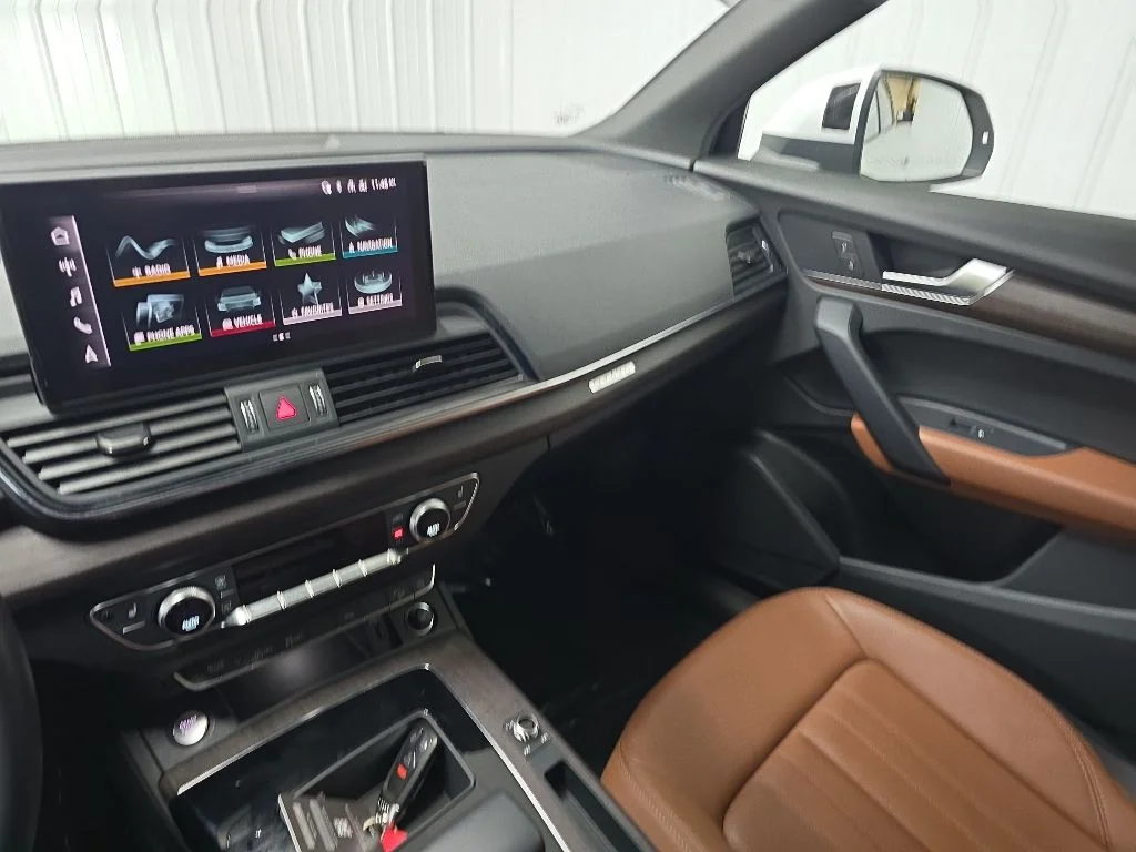 Used 2023 White Audi 40 Premium image 26
