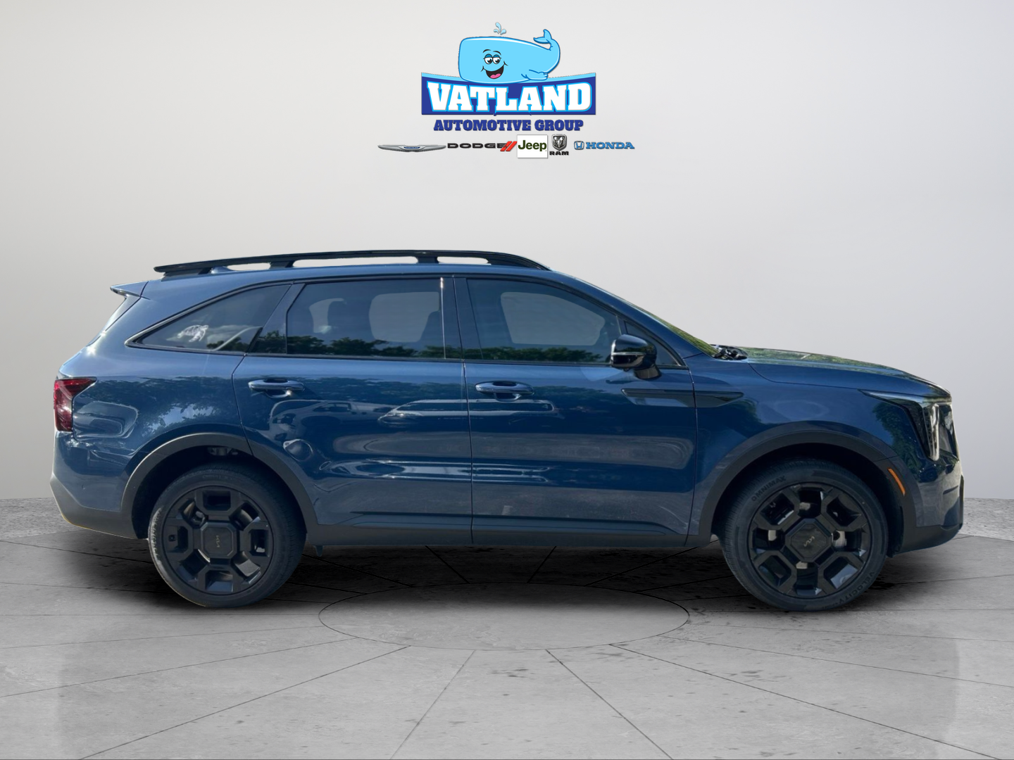 Used 2025 Black Kia X-Line SX image 6