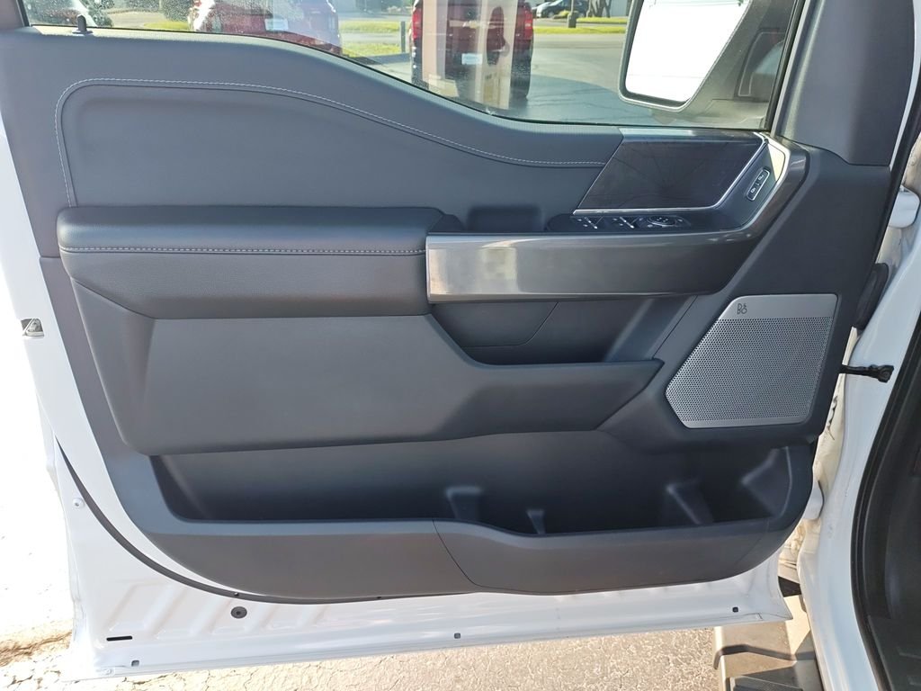 Used 2023 White Ford XLT image 12