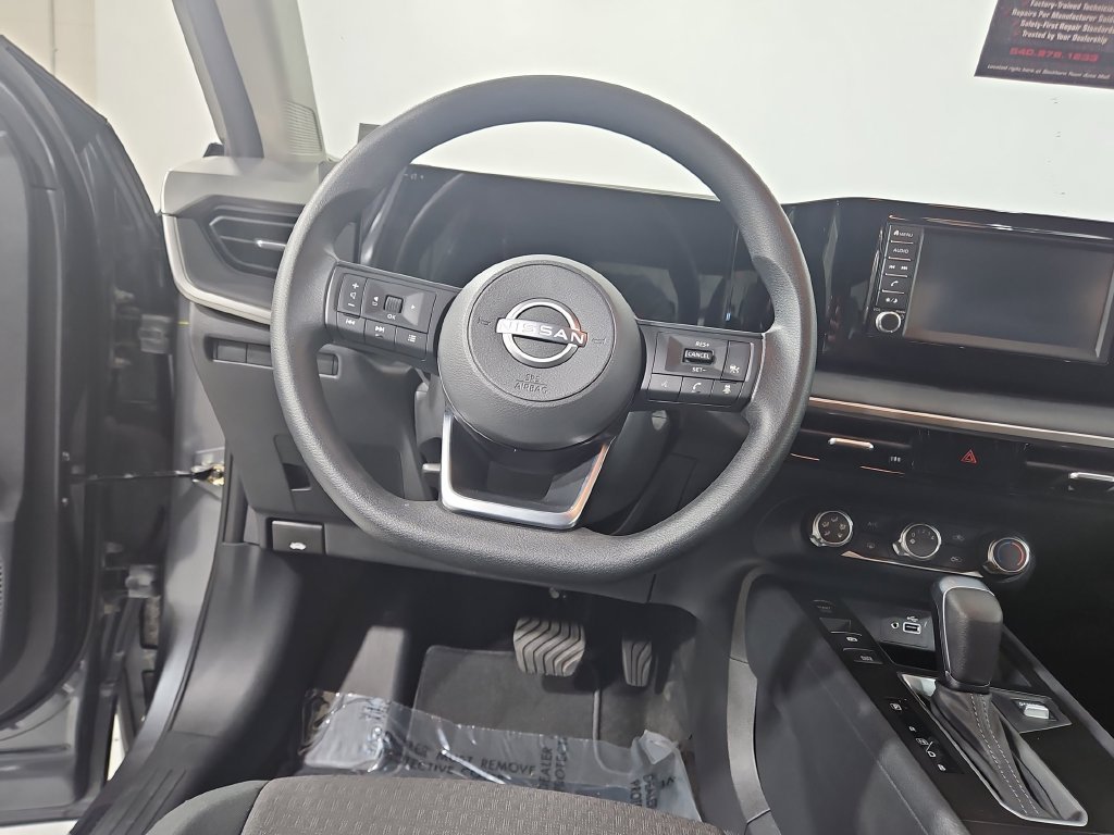 Used 2025 Gray Nissan S image 15