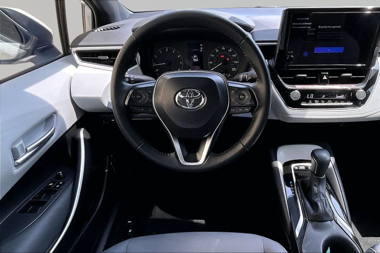 Used 2025 Wind Chill Pearl Toyota SE image 6