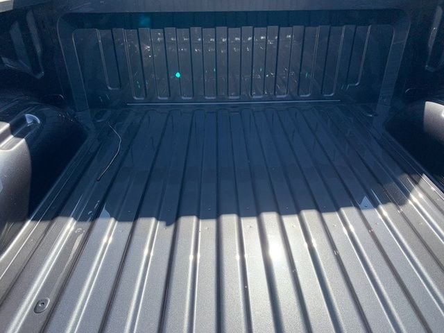 New 2026 Granite Crystal Metallic Clear-Coat Exterior Paint RAM Big Horn/Lone Star image 6