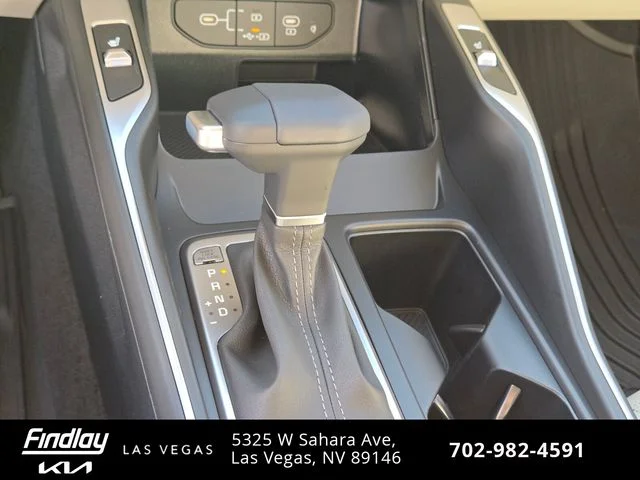New 2026 White Kia S image 19