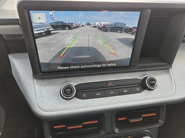 Used 2024 Oxford White Ford XLT image 18