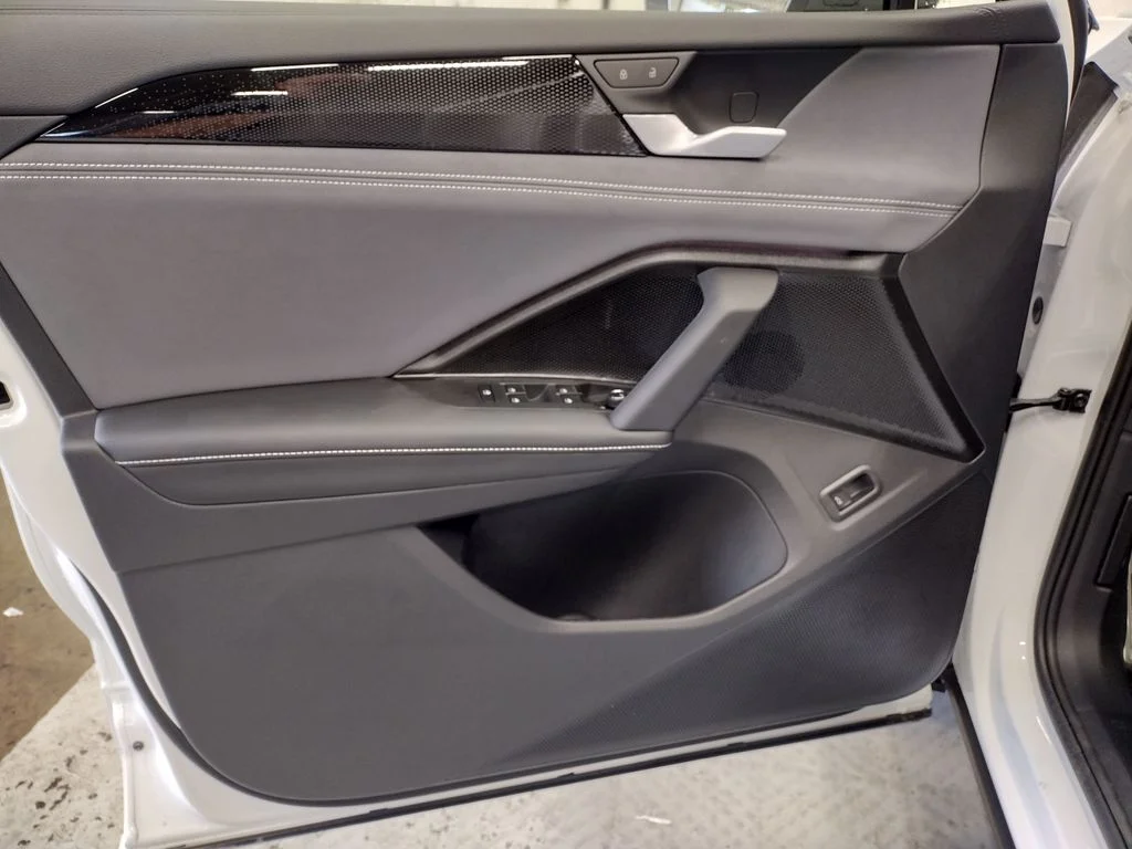 New 2026 White Volkswagen SE R-Line Black image 21