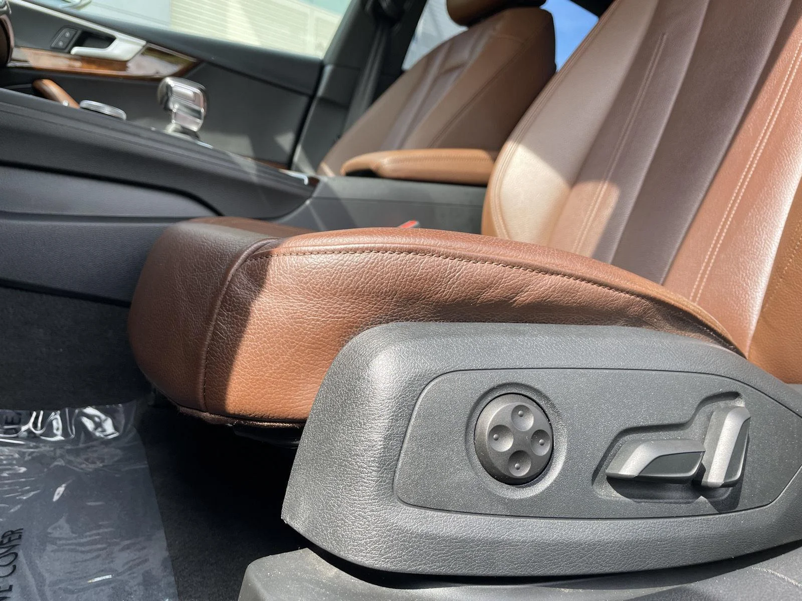 Used 2018 Moonlight Blue Metallic Audi Premium Plus image 21