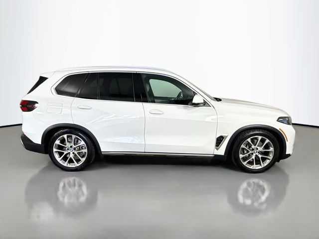 Used 2024 Alpine White BMW xDrive50e image 8