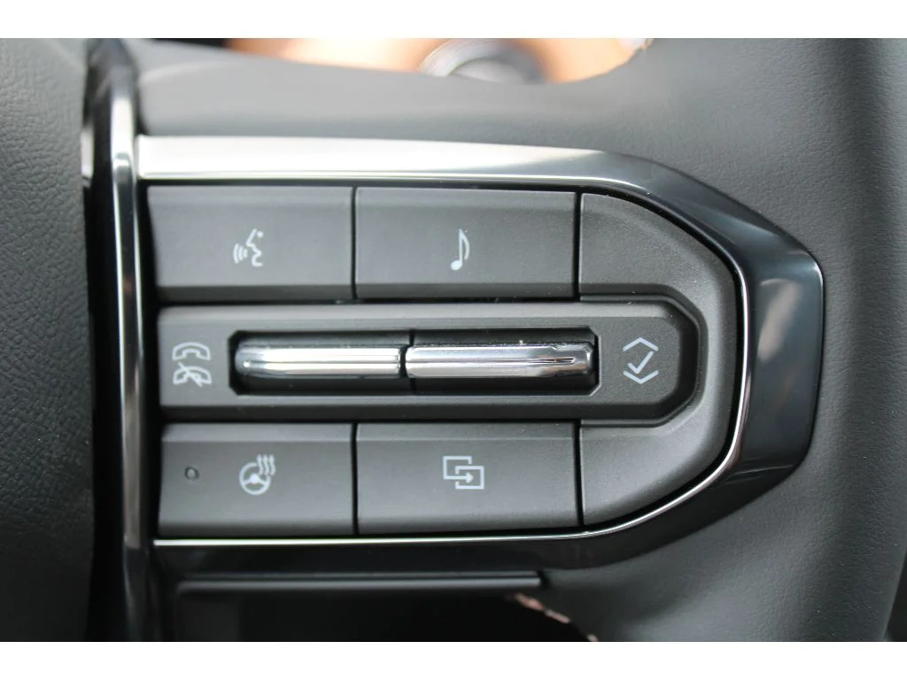New 2026 ONYX BLACK GMC 4WD AT4 image 17