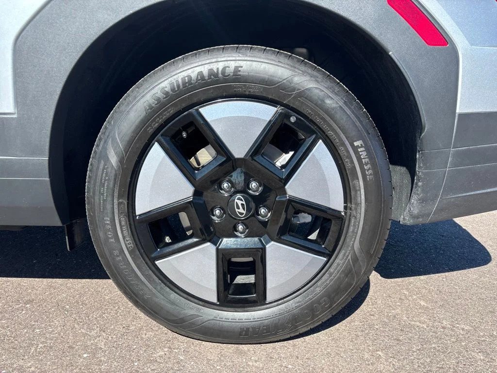 Certified Used 2026 Silver Hyundai SEL image 34