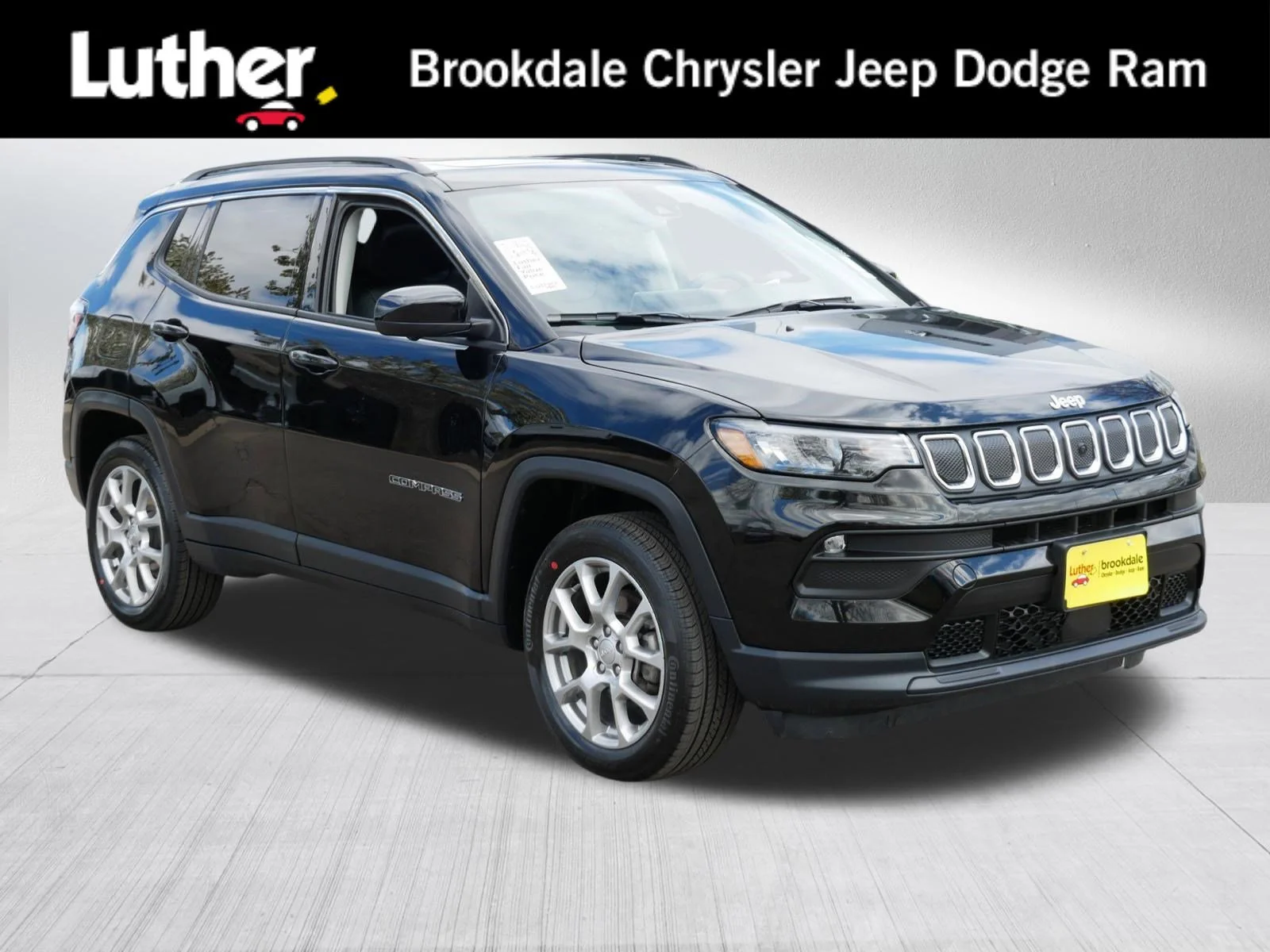 2022 Jeep Compass Latitude Lux 4X4's photo