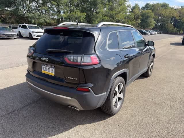 Used 2020 Diamond Black Crystal Pearlcoat Jeep Limited image 3