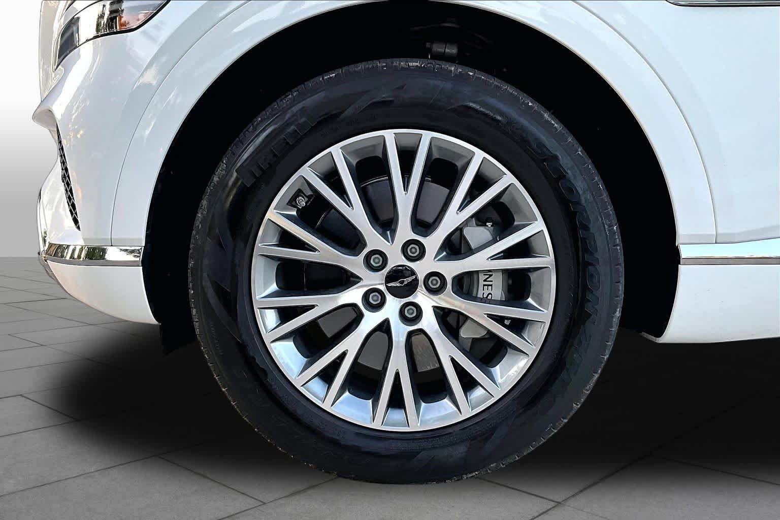 Used 2025 Uyuni White Genesis 2.5T image 11