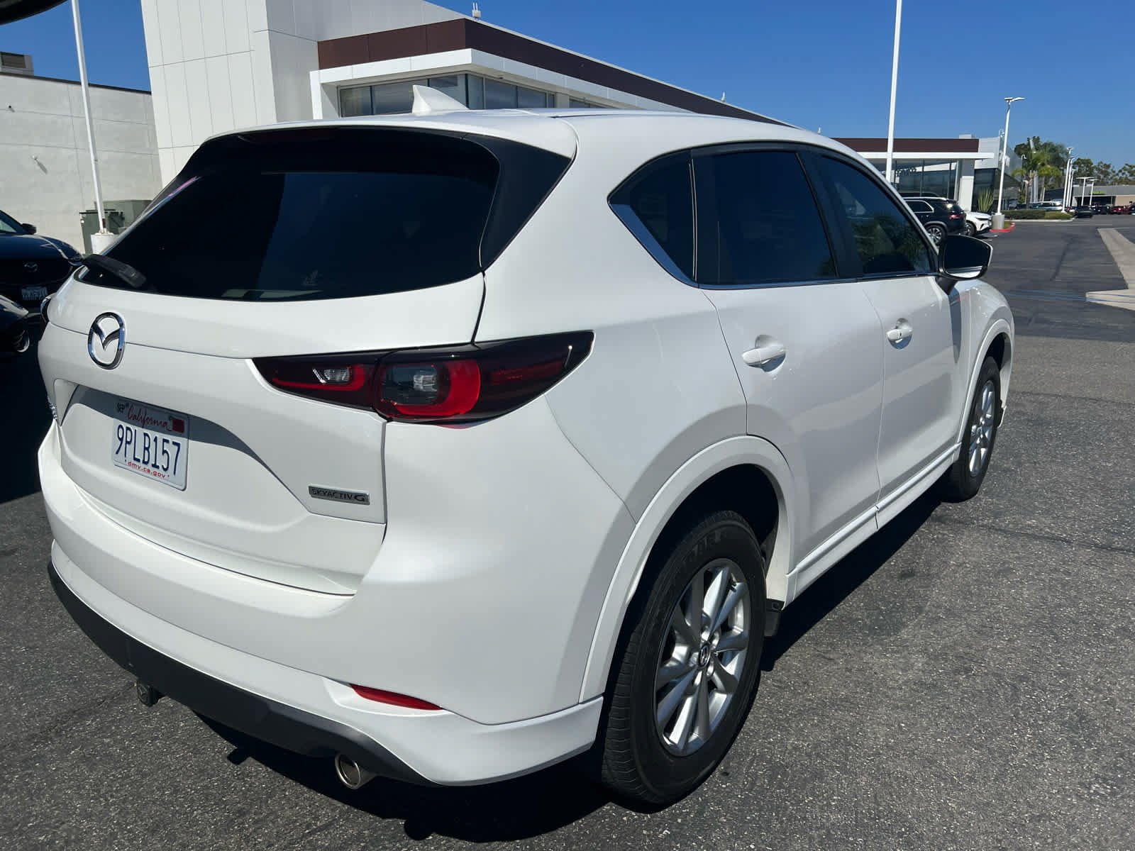 Used 2024 Rhodium White Metallic Mazda 2.5 S Select Package image 9
