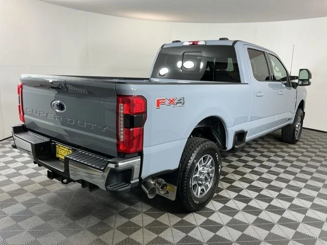New 2026 Glacier Gray Metallic TriCoat Ford Lariat image 4