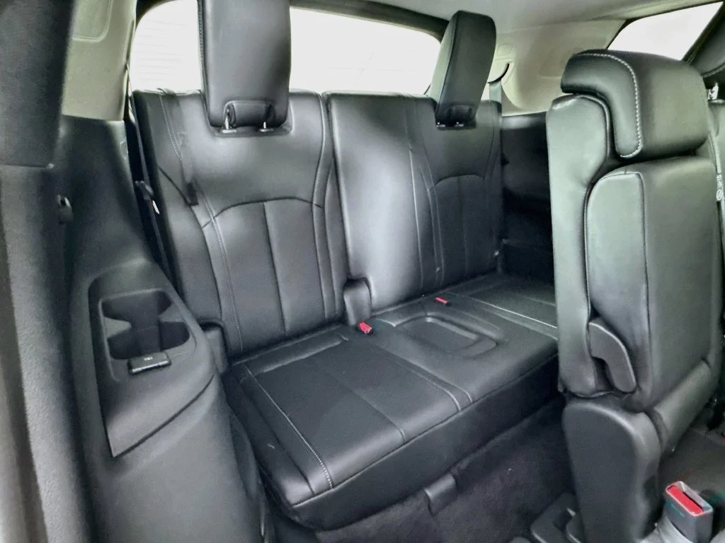 Certified Used 2026 Blue INFINITI LUXE image 38