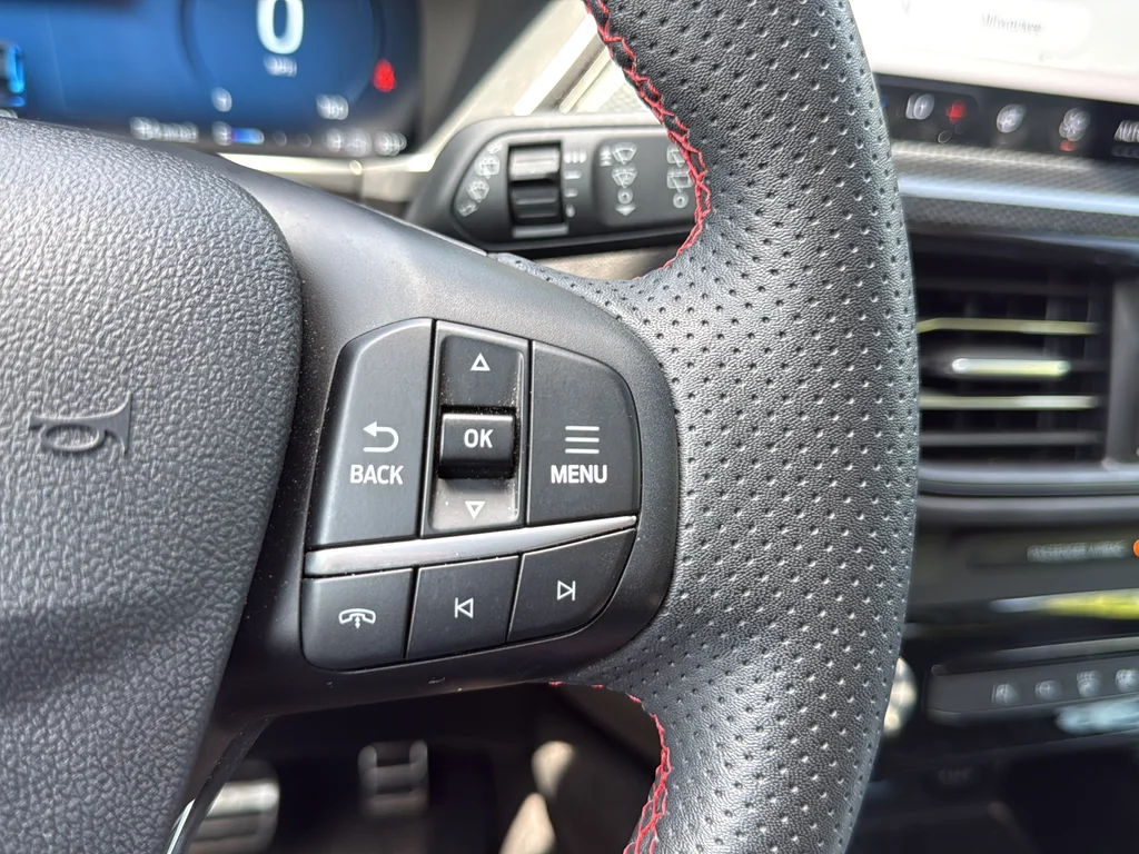 Used 2023 Red Ford ST-Line Elite image 14