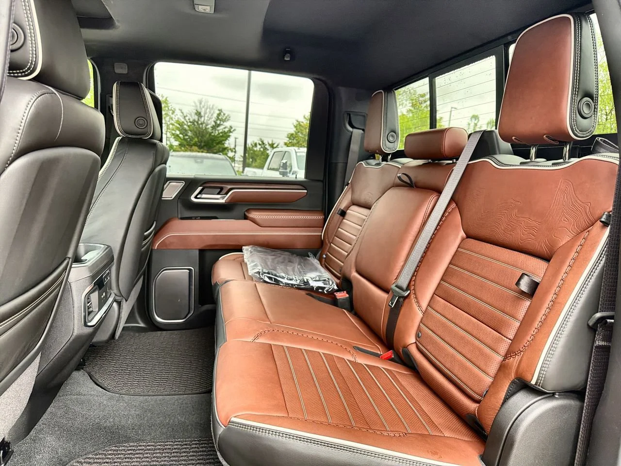 New 2026 Onyx Black GMC Denali Ultimate DRW image 20