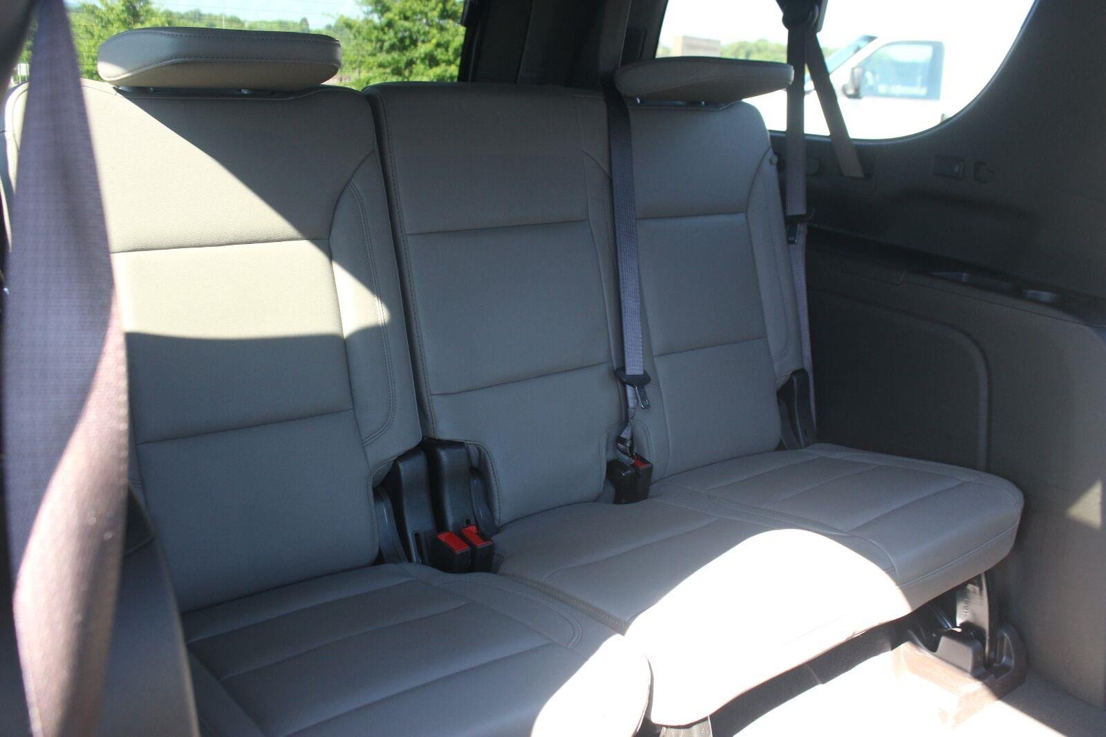 Used 2024 Black Chevrolet Z71 image 41