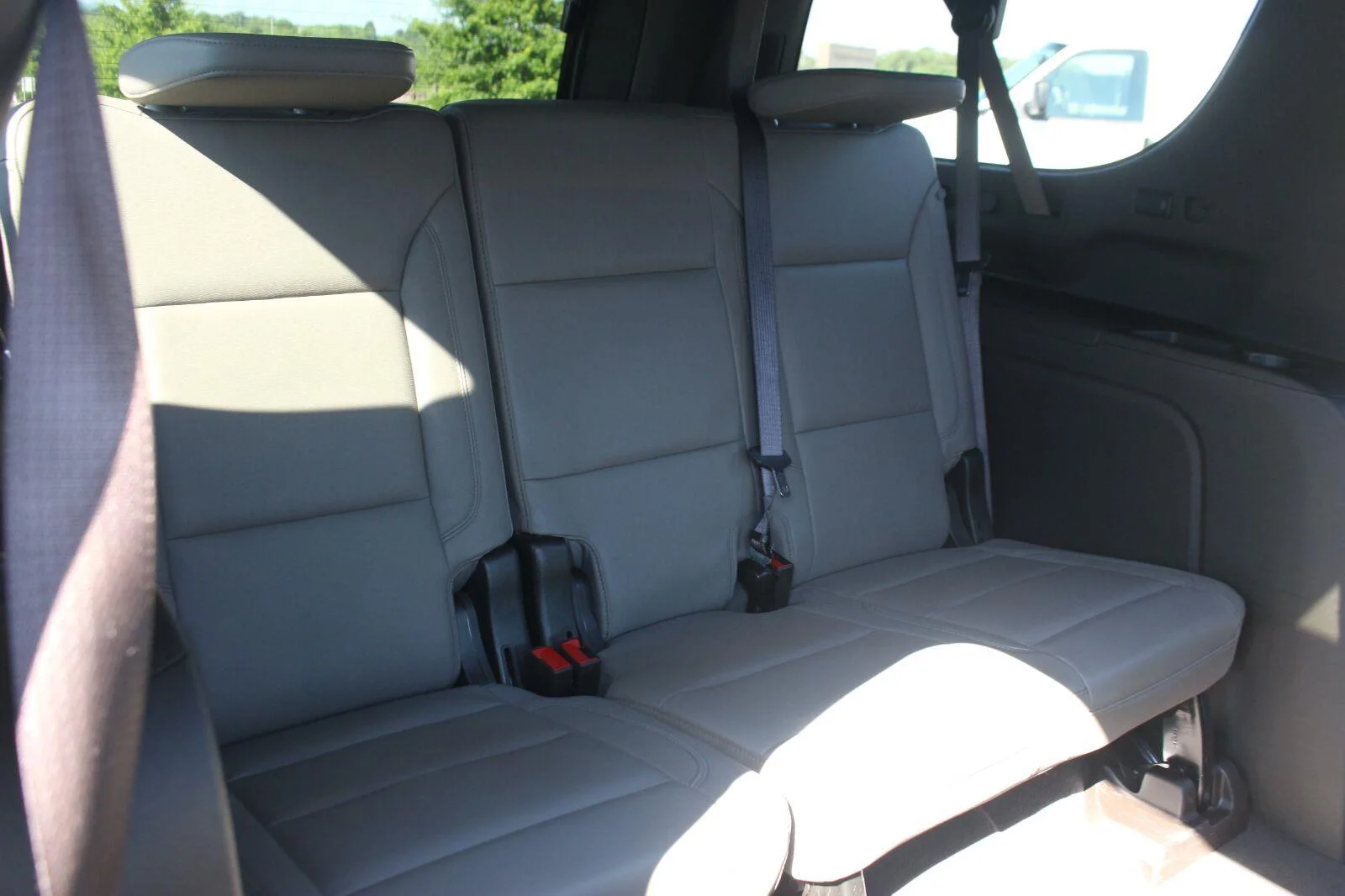 Used 2024 Black Chevrolet Z71 image 41