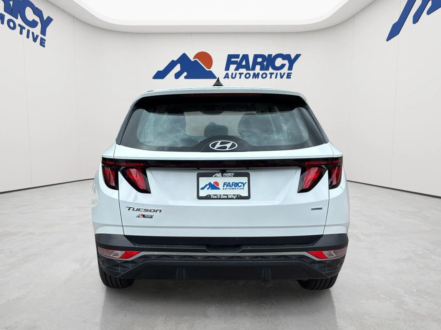 Used 2024 White Pearl Hyundai SE image 6